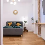 Cozy Urban Apartments